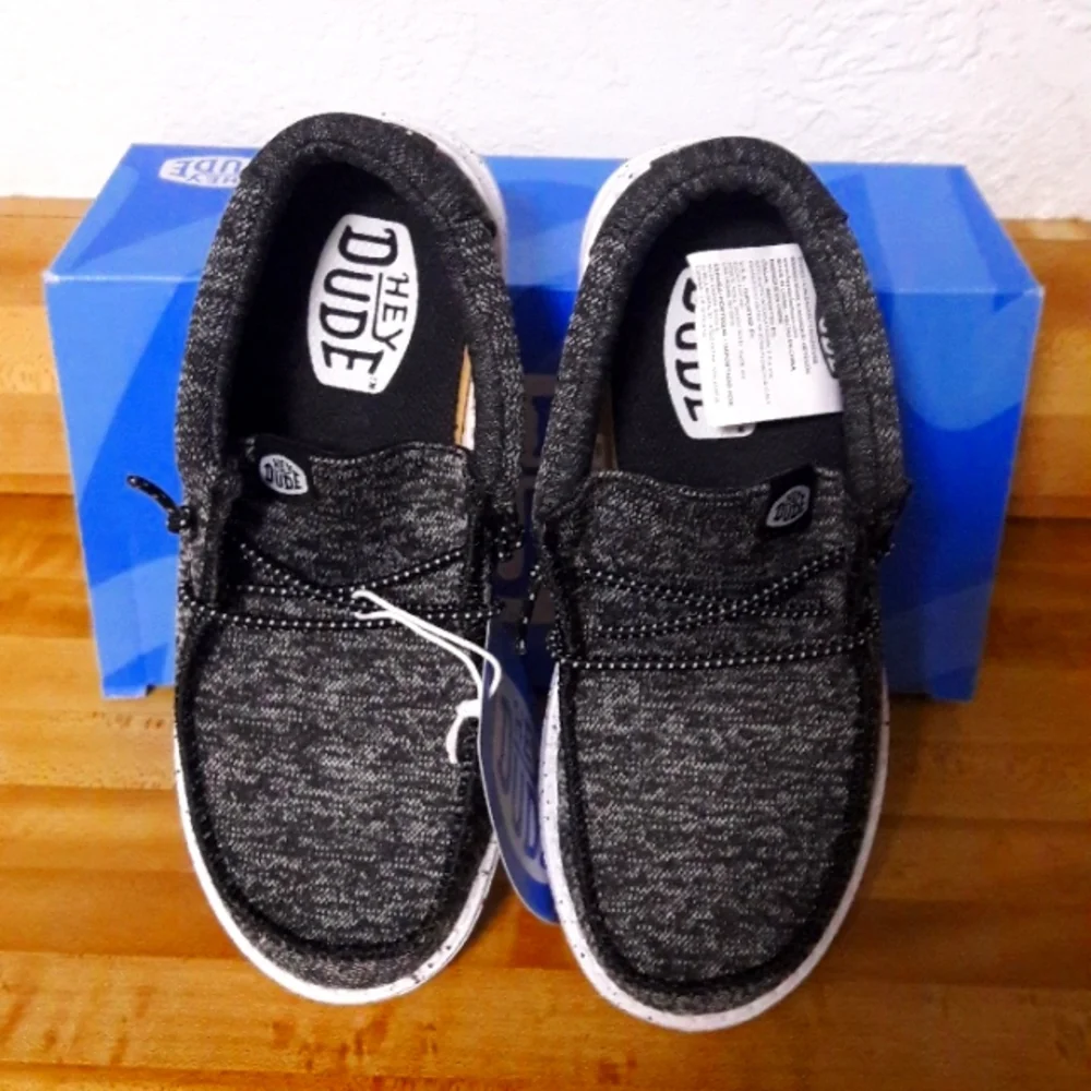 "Hey Dude" Wally Youth Sport Knit Boys Shoe Sizes 12 Tod - Picture 2 of 5